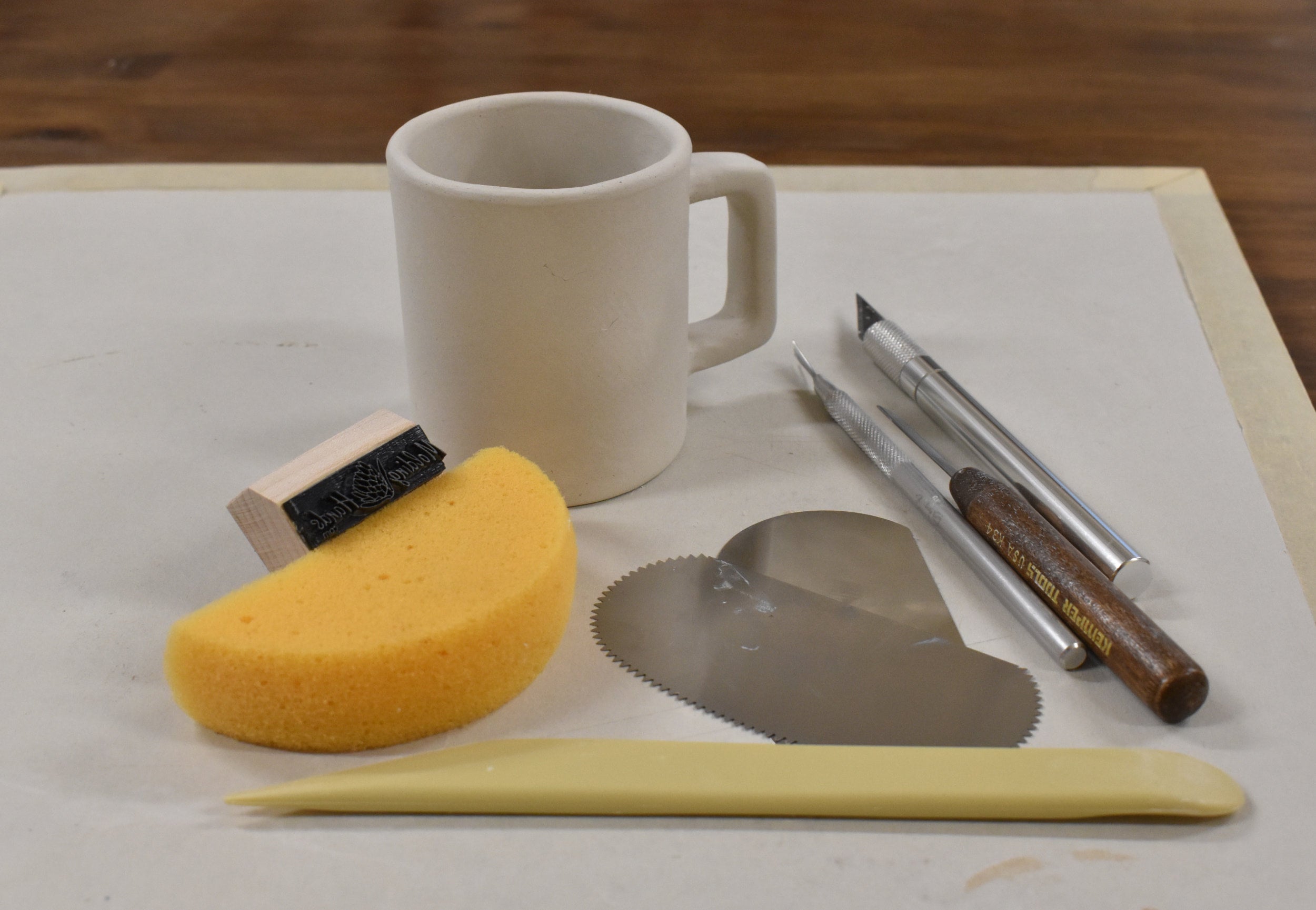 Pottery classes in Edmond Molding Hands LLC